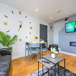 -Rc83- For Your Relaxed,Cosy Stay,Free Parking